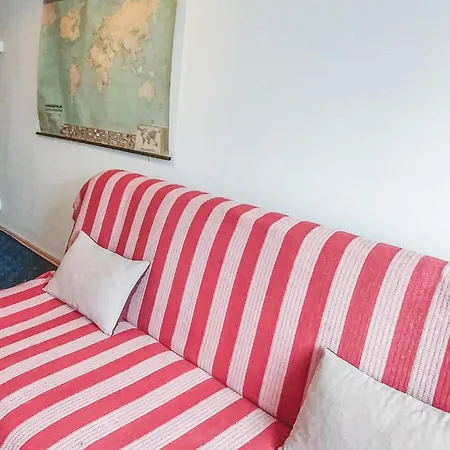 Daire Three-bedroom In *